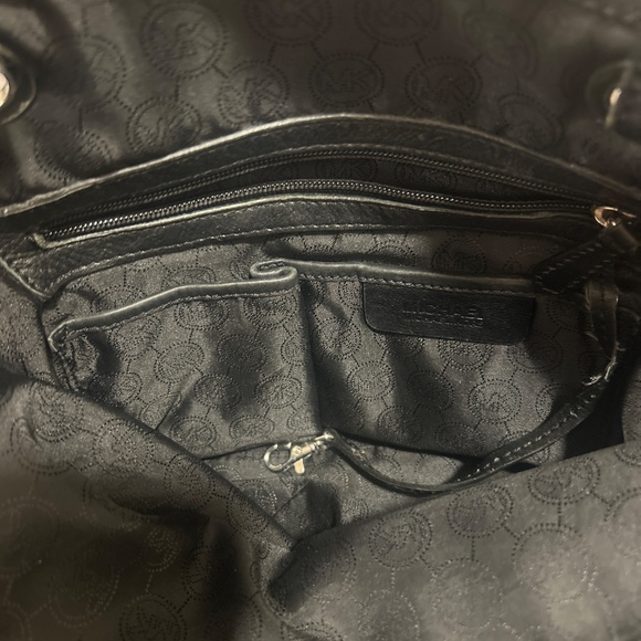 Michaels Kors Purse - Picture 6 of 8